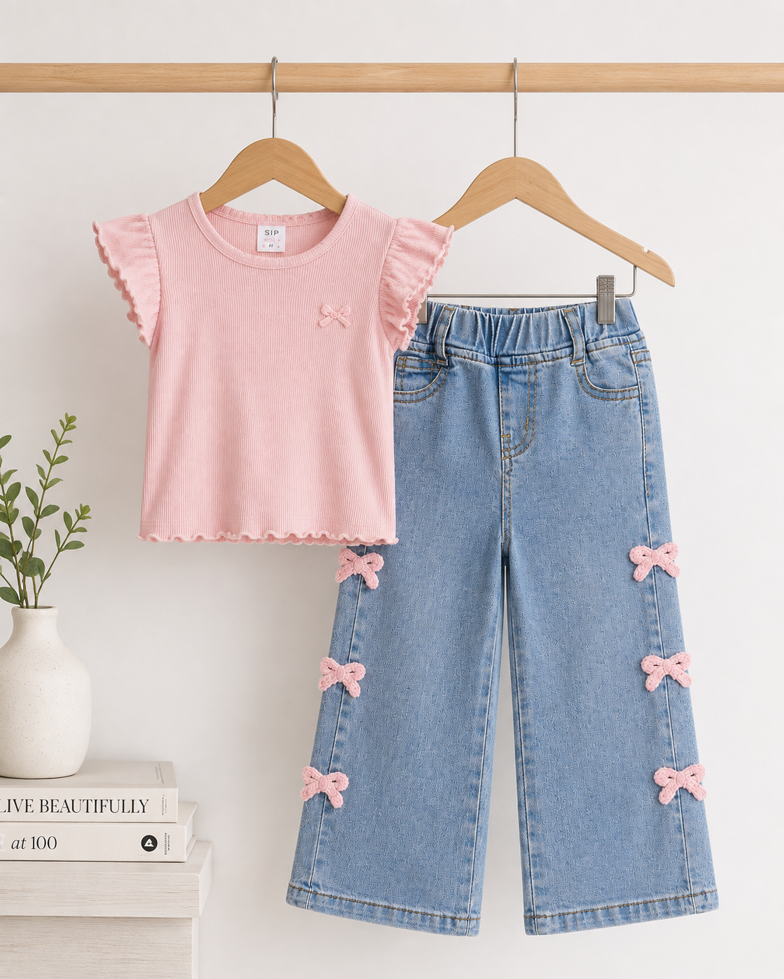 The Pretty in Bows Wide-Leg Jeans